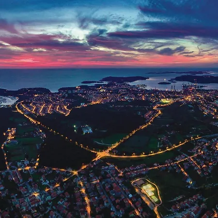 Apartment In With Wifi