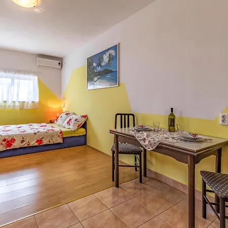 Apartment In With Kitchen